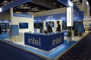 Intel завершила четвертый квартал с убытками