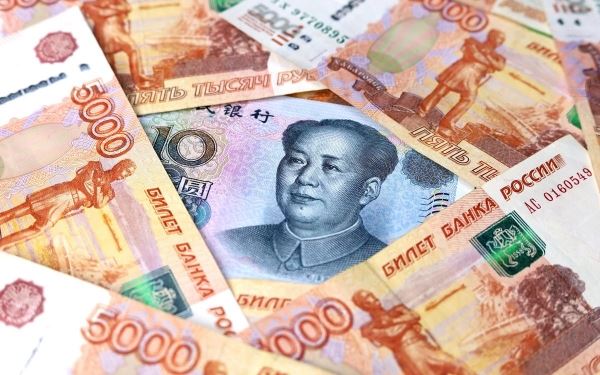 Курс юаня к рублю вырос до максимума с мая 2022 года 