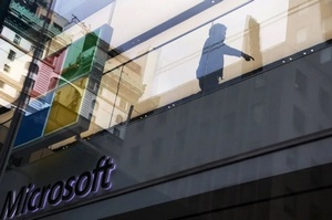 Microsoft зафиксировала падение прибыли на 12%