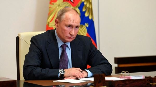 <br />
                    Президент России оценил перспективы развития экономики страны в 2023 году<br />
                